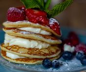 American Pancakes | Rood fruit